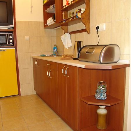 Niko Hostel Lviv Exteriör bild